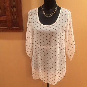 🍍White blouse with print🍍